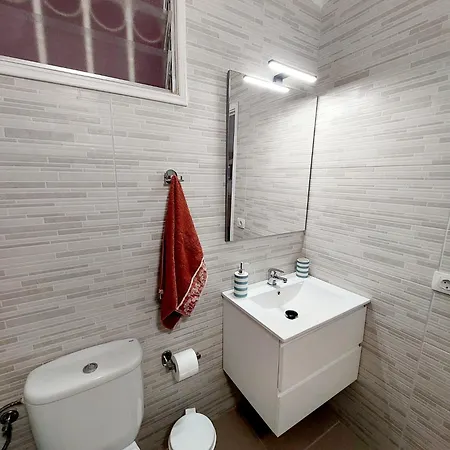 First Line Floor With Amazing Sea View Air Conditioned Just 50m From The *