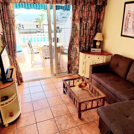 First Line Floor With Amazing Sea View Air Conditioned Just 50m From The